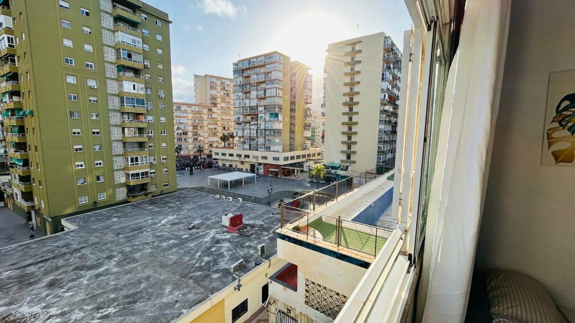 Estudio Amplio En El Corazon De Torremolinos